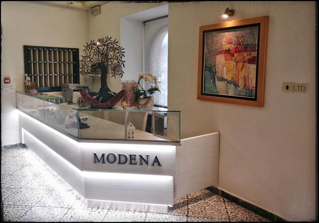 Hotel Modena Old Town Malcesine Exterior foto