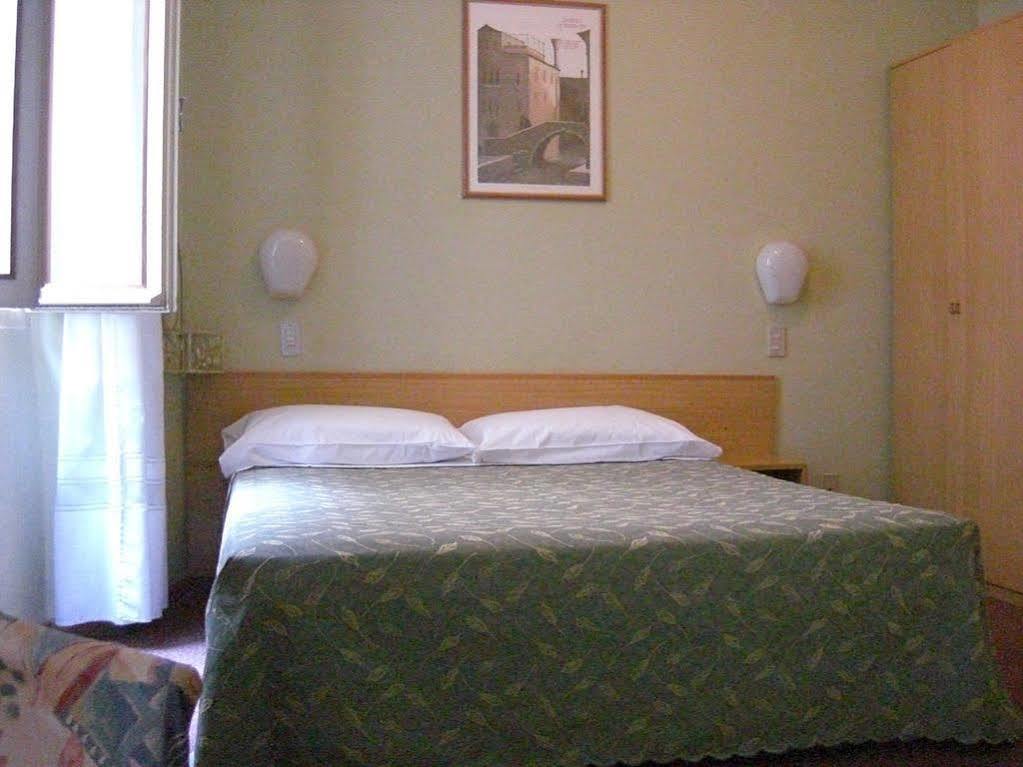 Hotel Modena Old Town Malcesine Exterior foto