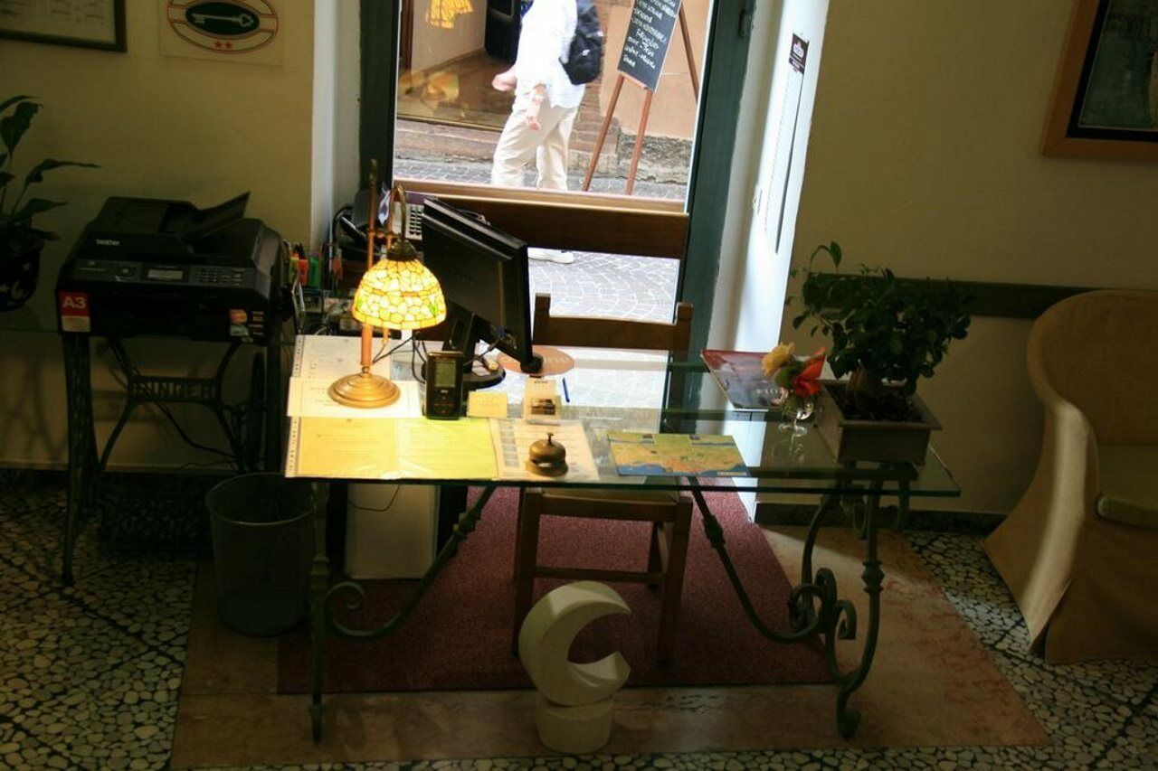 Hotel Modena Old Town Malcesine Exterior foto